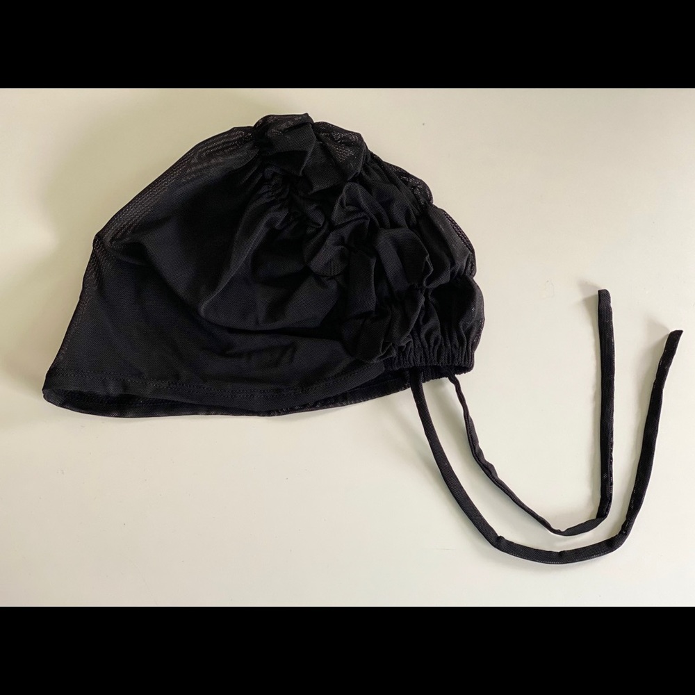 Haute Hijab Barely There Underscarf in black